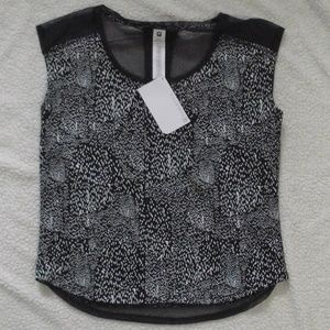 Fabletics "Vanessa" Top NWT